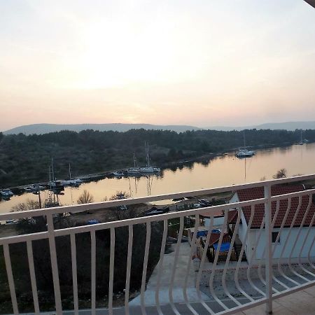 Apartmani Slavica Šibenik Kültér fotó